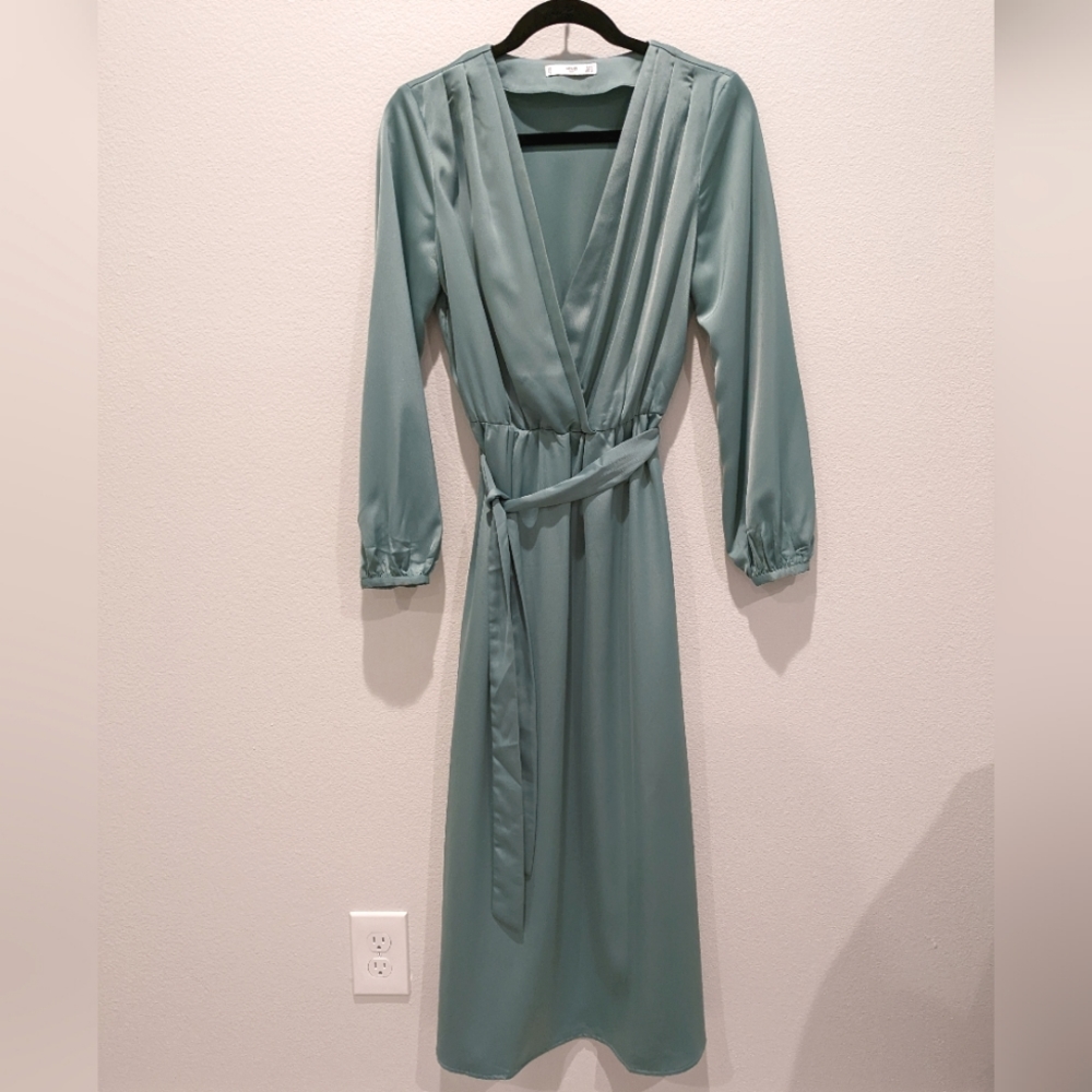 Women's satin Mango maxi dress size S/4